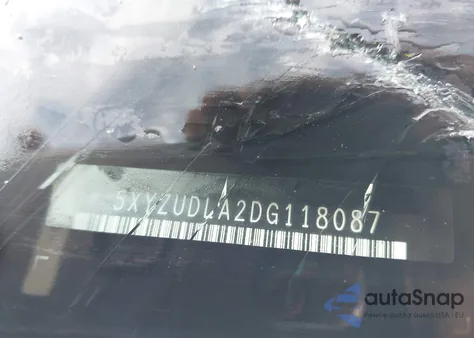 2013 Hyundai Santa Fe Sport 2.0T z USA, uszkodzony, nr VIN 5XYZUDLA2DG118087